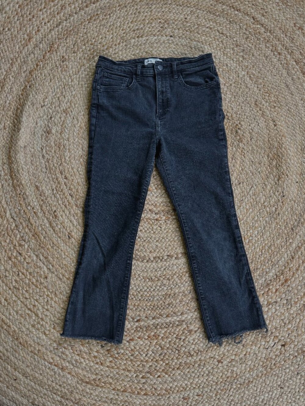 Zara Black Denim Mid Rise Frayed Ankle Pants